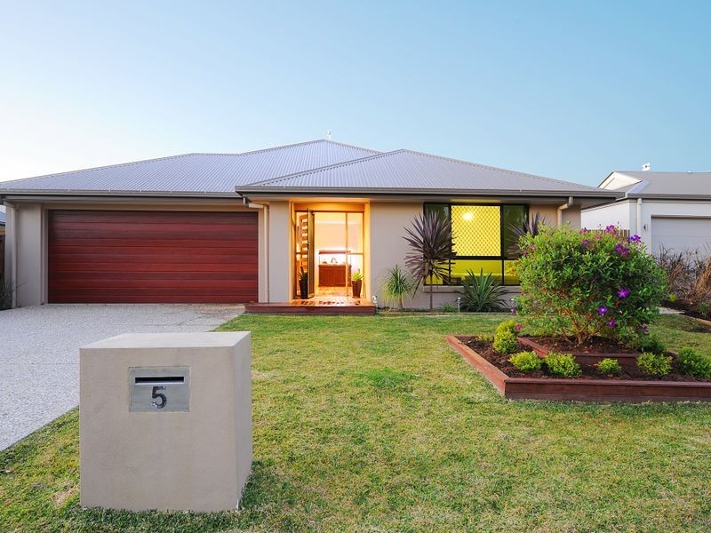 5 Elvena Circuit, Little Mountain QLD 4551