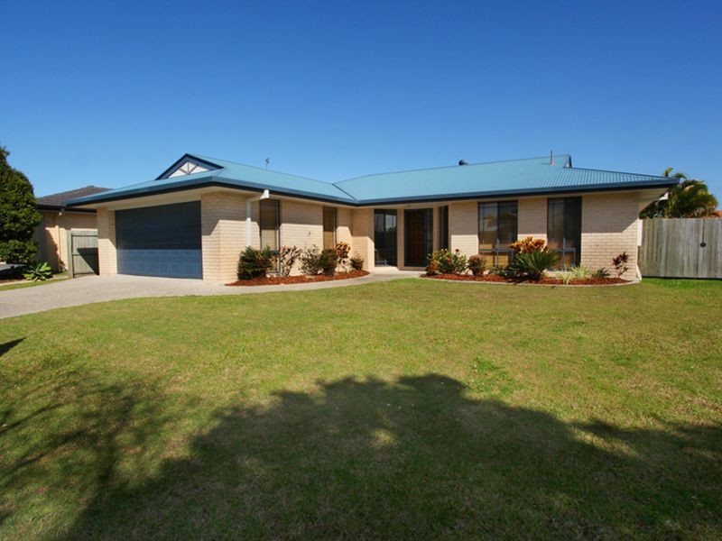 9 Undanbi Place, Pelican Waters QLD 4551