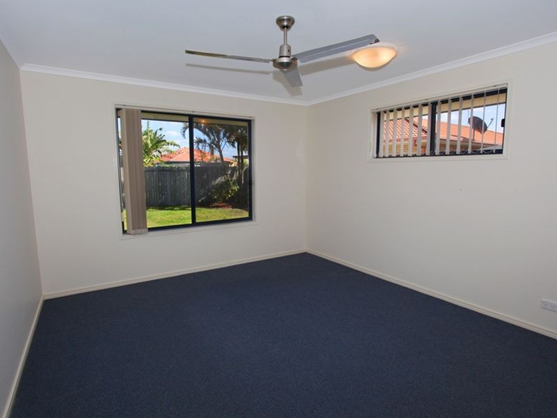 9 Undanbi Place, Pelican Waters QLD 4551