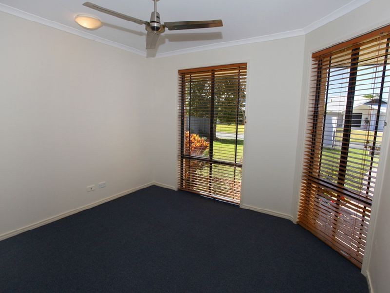 9 Undanbi Place, Pelican Waters QLD 4551