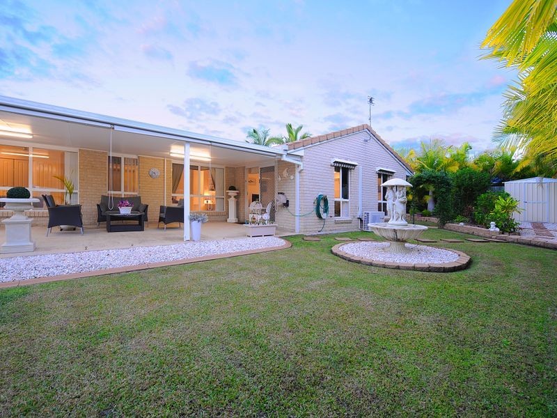 6 Berkley Pl, Little Mountain QLD 4551