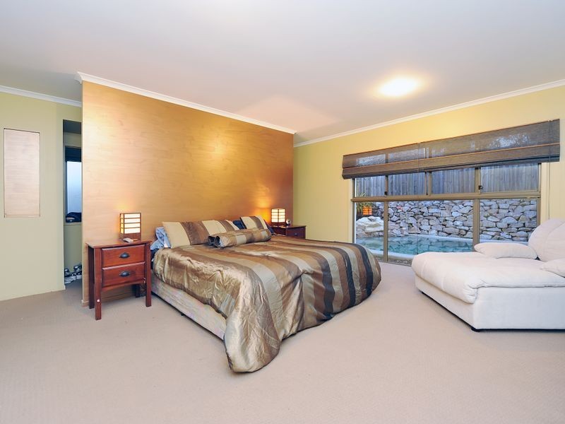 31 The Dales Crescent, Little Mountain QLD 4551
