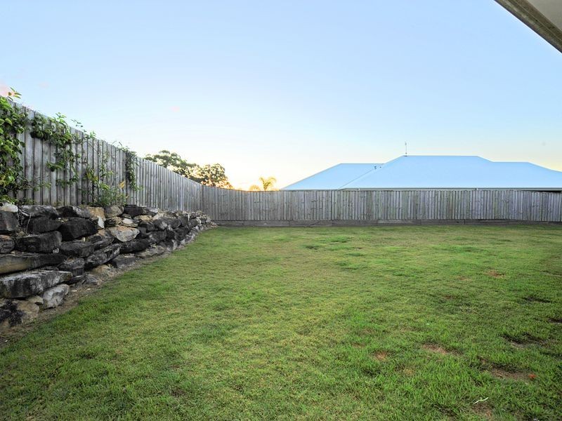 31 The Dales Crescent, Little Mountain QLD 4551