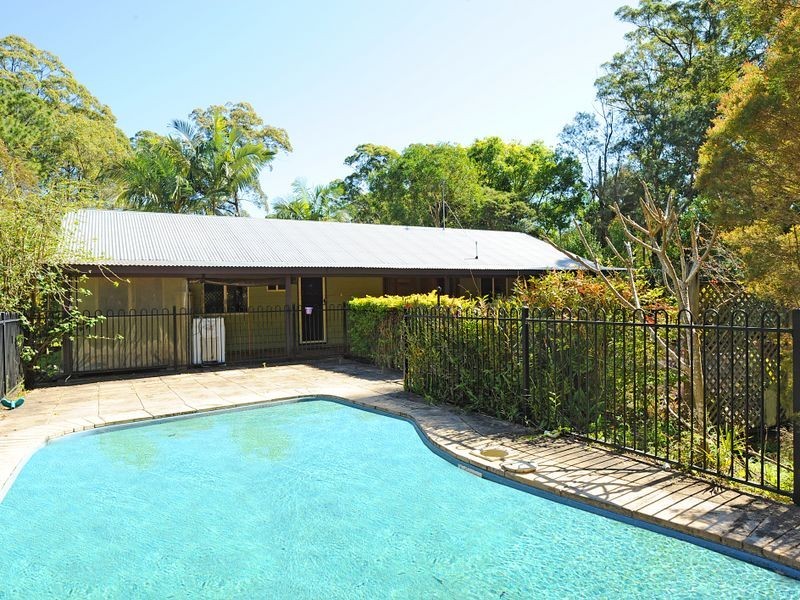 4 Mary Street, Landsborough QLD 4550