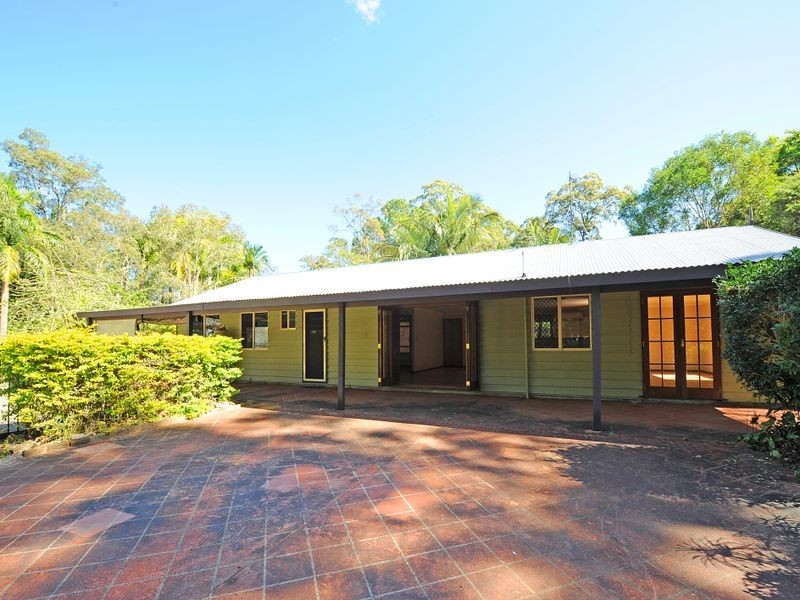 4 Mary Street, Landsborough QLD 4550