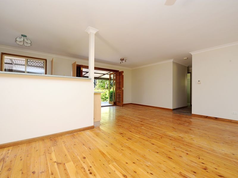 4 Mary Street, Landsborough QLD 4550