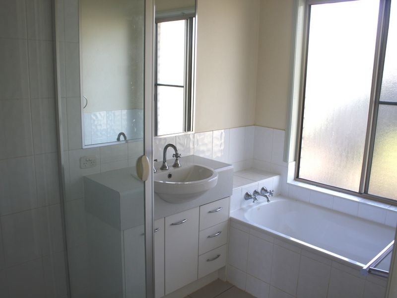 53 Coochin Hills Drive, Beerwah QLD 4519