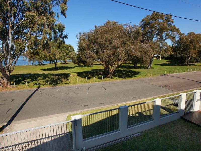 11 Lamerough Parade, Golden Beach QLD 4551