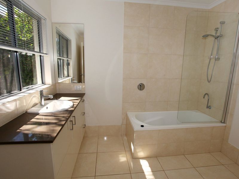 11 Lamerough Parade, Golden Beach QLD 4551