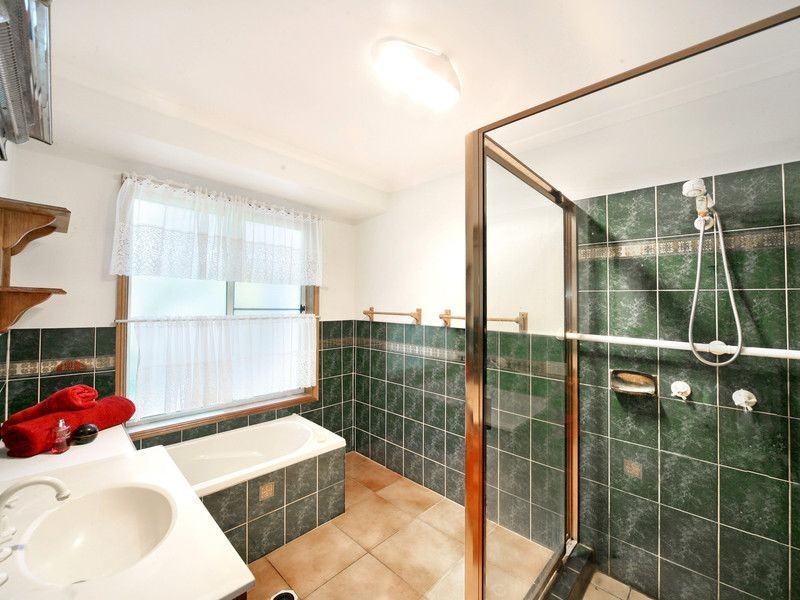 1923 Old Gympie Road, Glass House Mountains QLD 4518