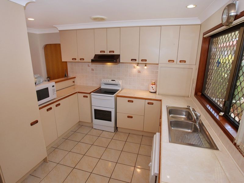 12 Hume Street, Golden Beach QLD 4551