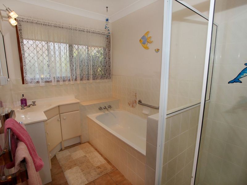 12 Hume Street, Golden Beach QLD 4551