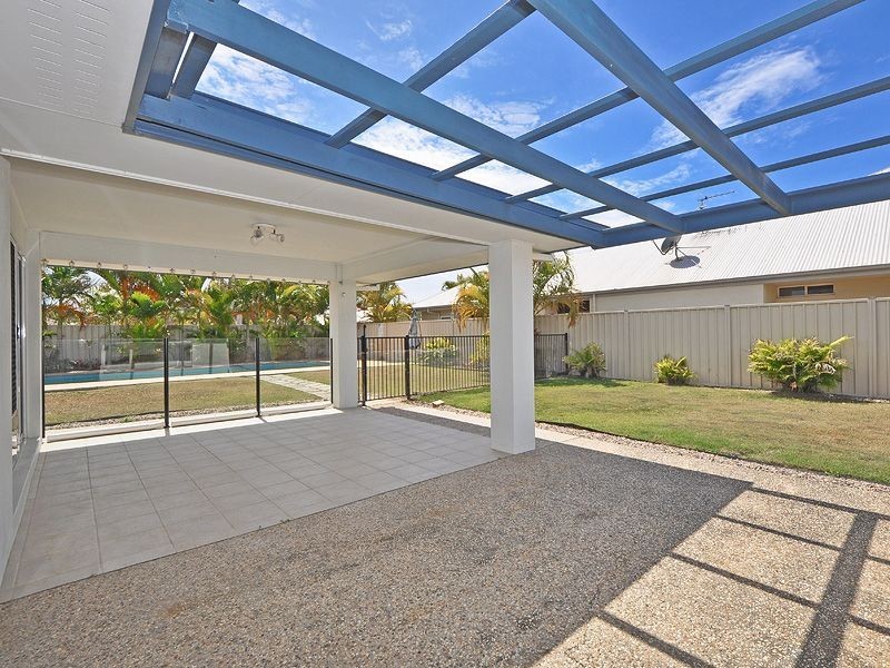 21 Hartley Crescent, Pelican Waters QLD 4551