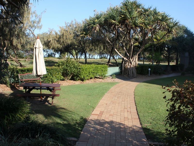 3 Surfside on the Beach/143 Lowanna Drive, Buddina QLD 4575