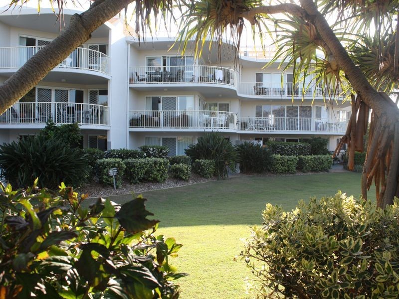 3 Surfside on the Beach/143 Lowanna Drive, Buddina QLD 4575