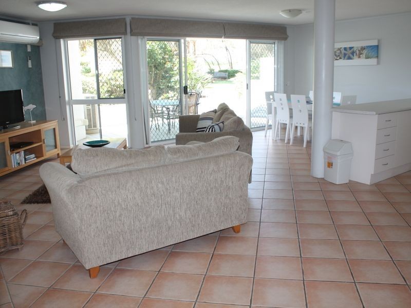 3 Surfside on the Beach/143 Lowanna Drive, Buddina QLD 4575