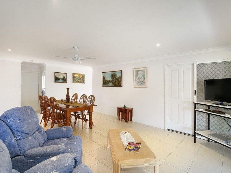 5 Kingsley Court, Little Mountain QLD 4551