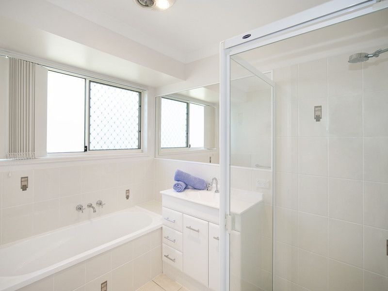 5 Kingsley Court, Little Mountain QLD 4551
