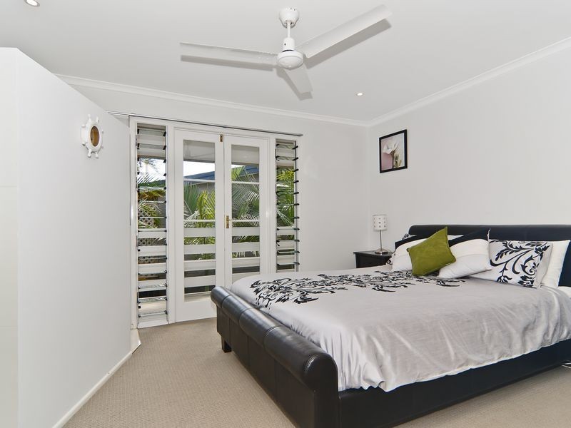 114 Westminster Ave, Golden Beach QLD 4551