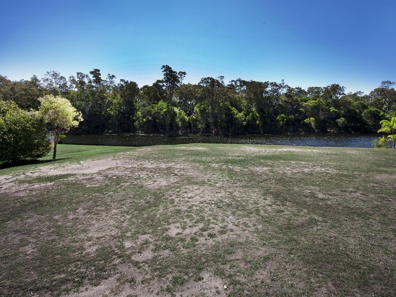 4 Hazeldyne Court, Pelican Waters QLD 4551