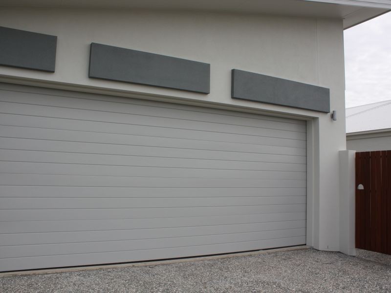 136 Grand Parade, Kawana Island QLD 4575