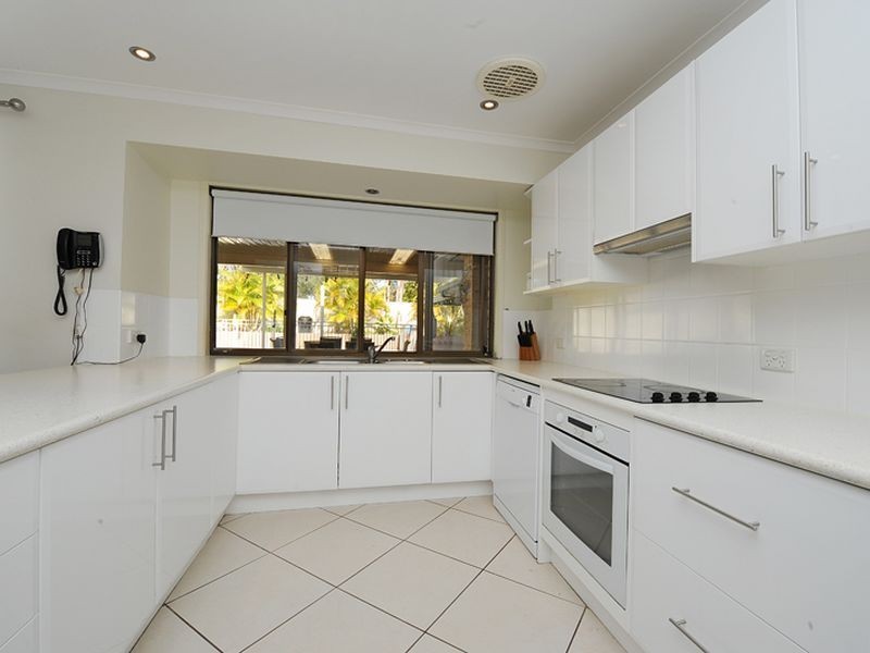 3 Rossiter Place, Aroona QLD 4551