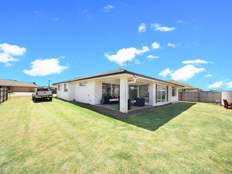 6 Daintree Boulevard, Little Mountain QLD 4551