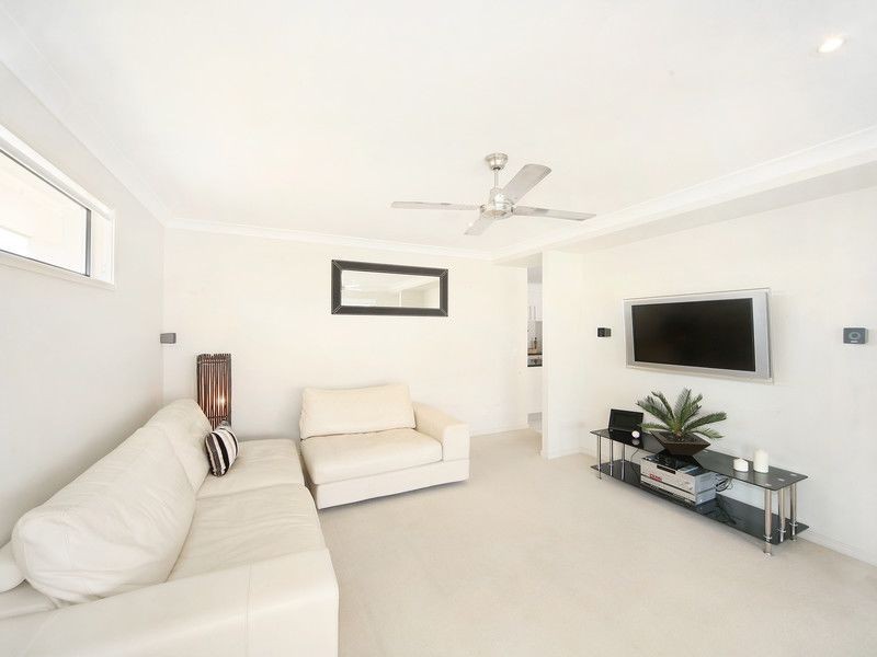 6 Daintree Boulevard, Little Mountain QLD 4551