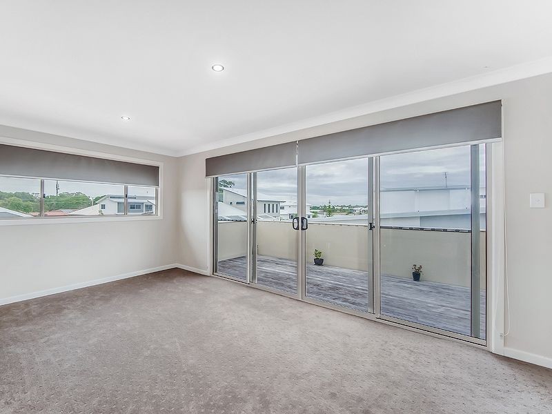 12 St Pauls Avenue, Pelican Waters QLD 4551