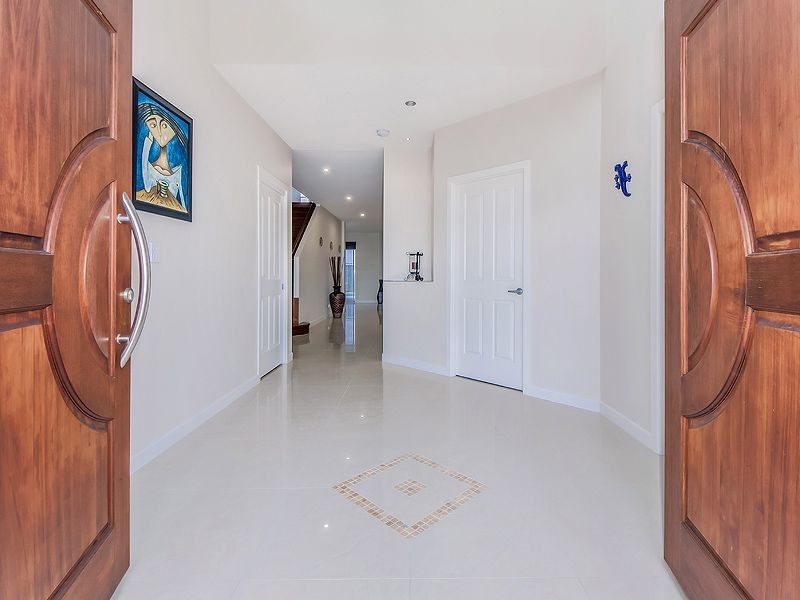 12 St Pauls Avenue, Pelican Waters QLD 4551