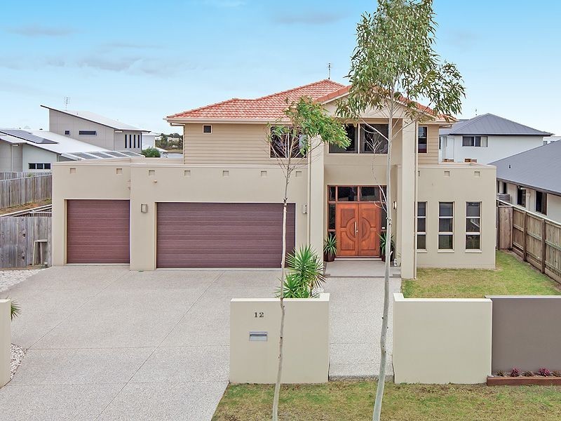 12 St Pauls Avenue, Pelican Waters QLD 4551