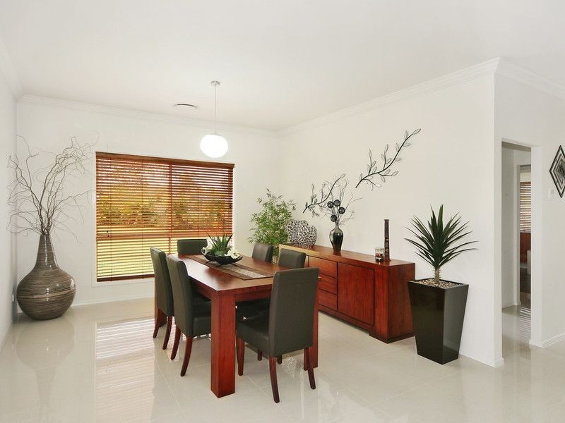 4 Sugar Gum Drive, Mooloolah Valley QLD 4553