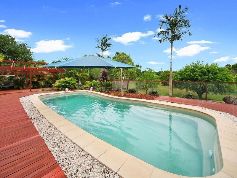 4 Sugar Gum Drive, Mooloolah Valley QLD 4553