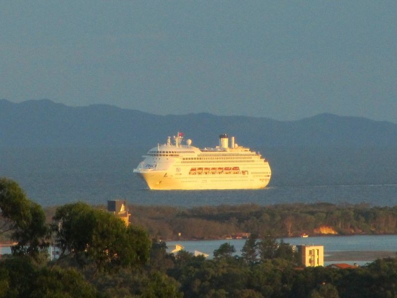 90 Sugarbag Road, Little Mountain QLD 4551