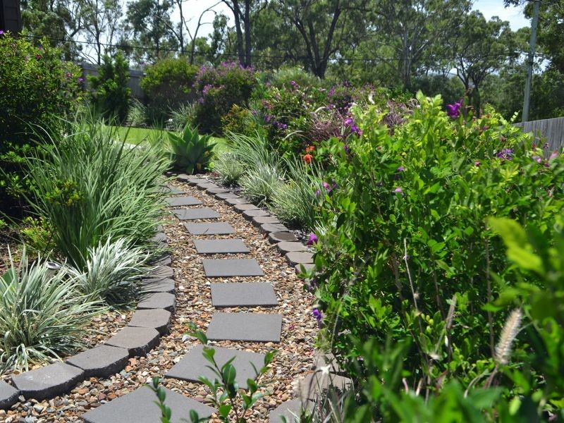 90 Sugarbag Road, Little Mountain QLD 4551