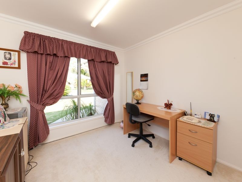 7 Coolamon Crescent, Beerwah QLD 4519