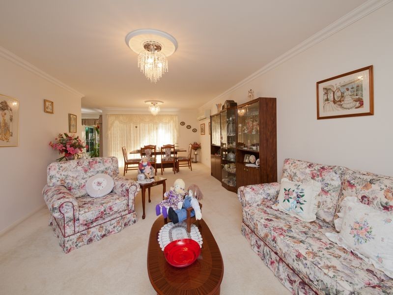 7 Coolamon Crescent, Beerwah QLD 4519