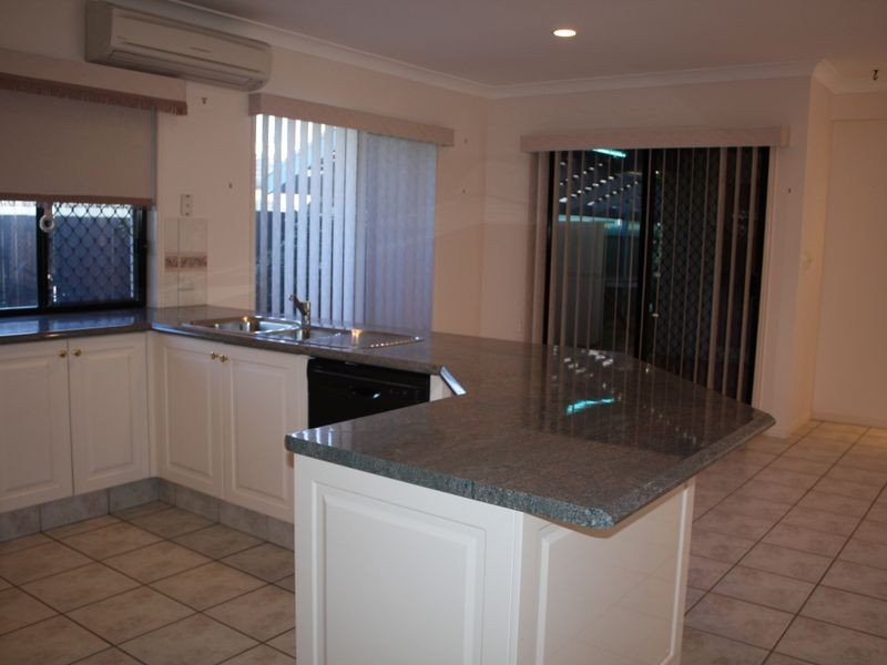 5 Finnegan Place, Pelican Waters QLD 4551