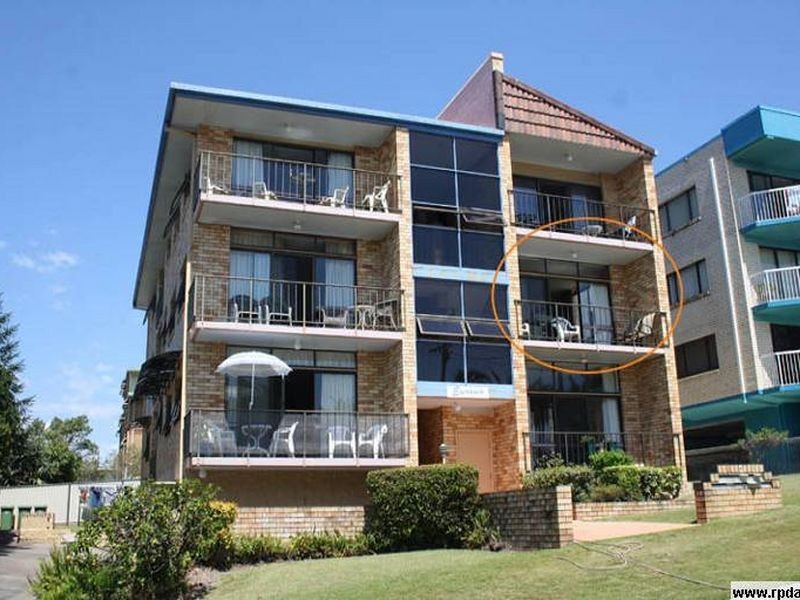 4/8 Dingle Avenue, Caloundra QLD 4551