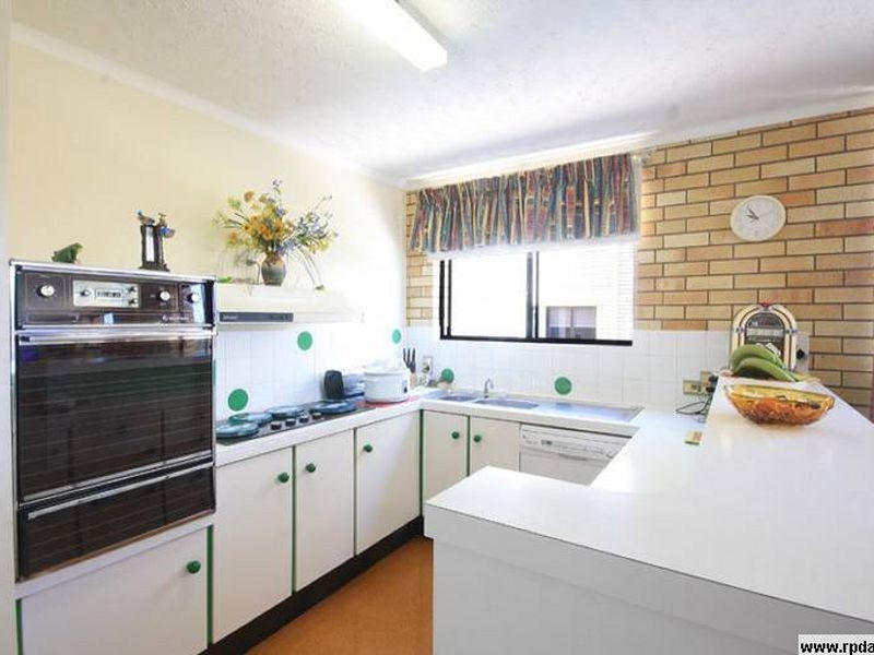 4/8 Dingle Avenue, Caloundra QLD 4551