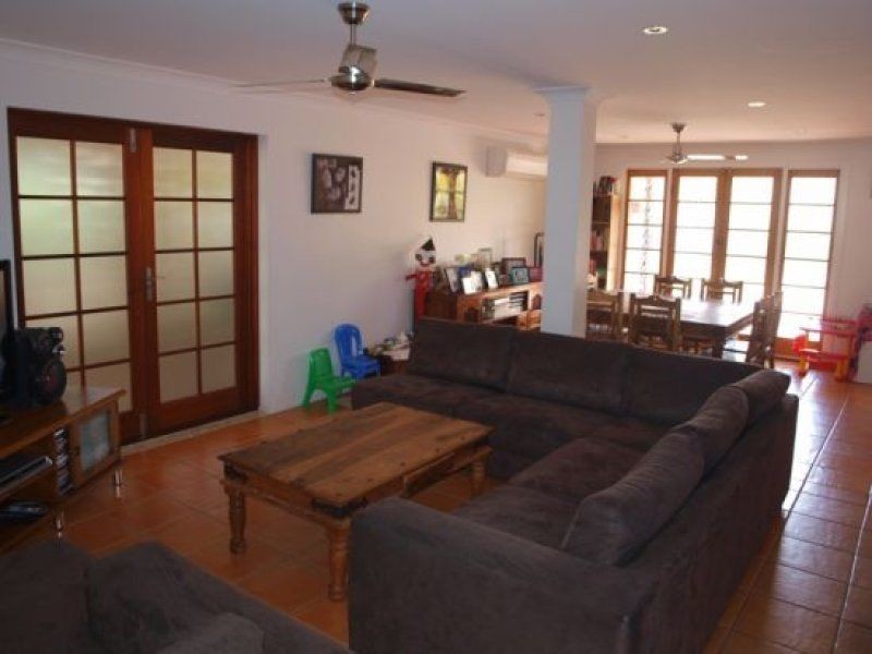 26 Coronation Avenue, Golden Beach QLD 4551