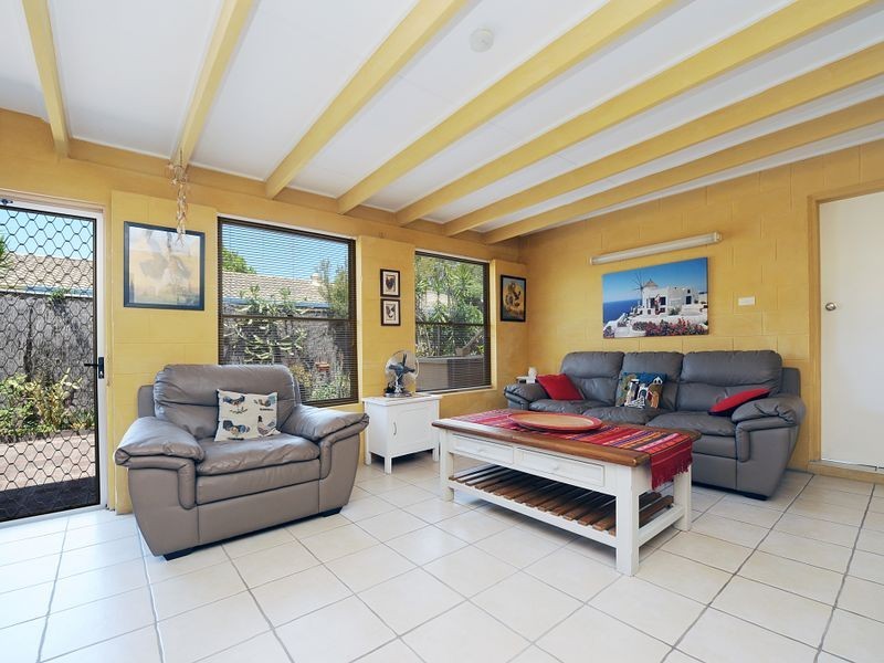 42 Nelson street, Golden Beach QLD 4551