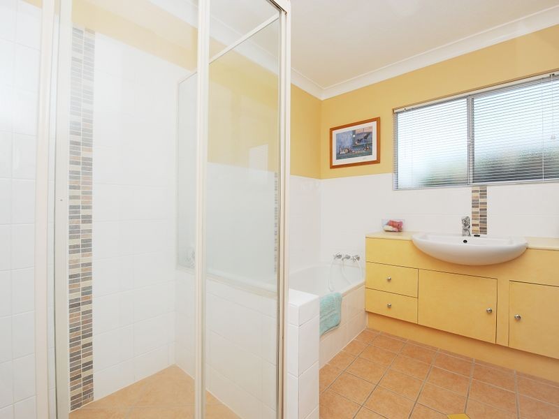 42 Nelson street, Golden Beach QLD 4551