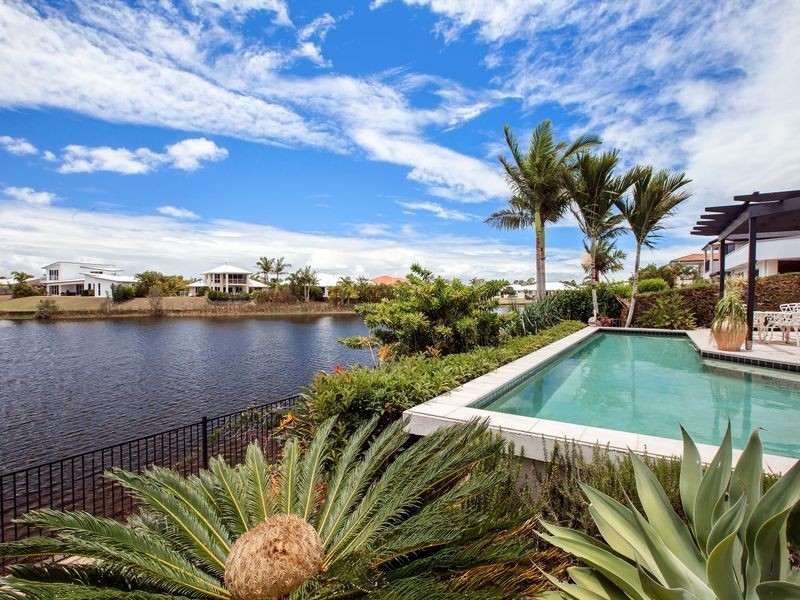 20 Wallaby Circuit, Pelican Waters QLD 4551