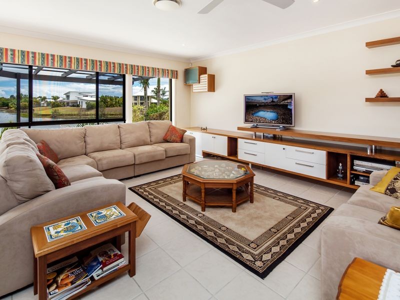 20 Wallaby Circuit, Pelican Waters QLD 4551