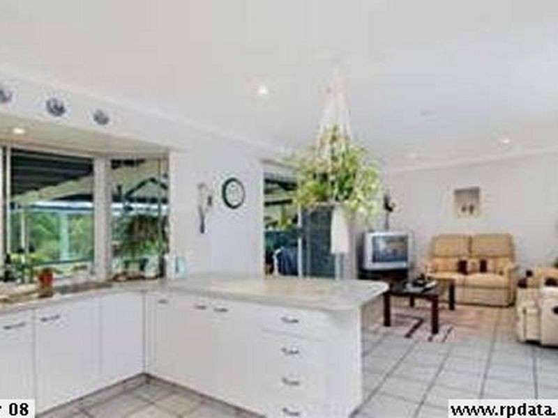 2 Noval Street, Aroona QLD 4551