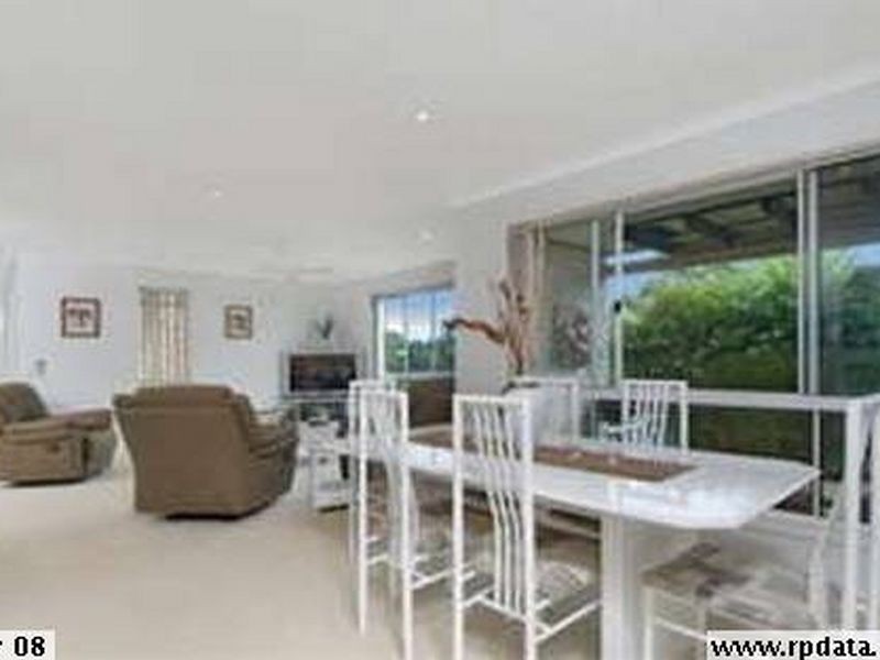 2 Noval Street, Aroona QLD 4551