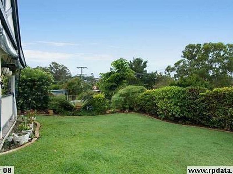 2 Noval Street, Aroona QLD 4551