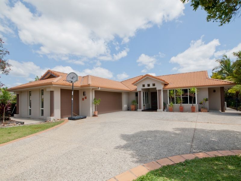 11 Midden Place, Pelican Waters QLD 4551