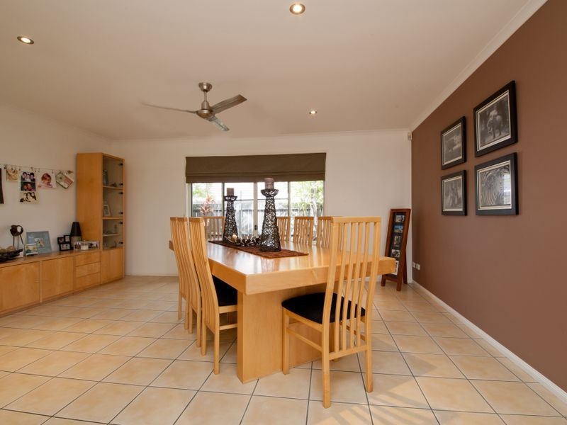 11 Midden Place, Pelican Waters QLD 4551